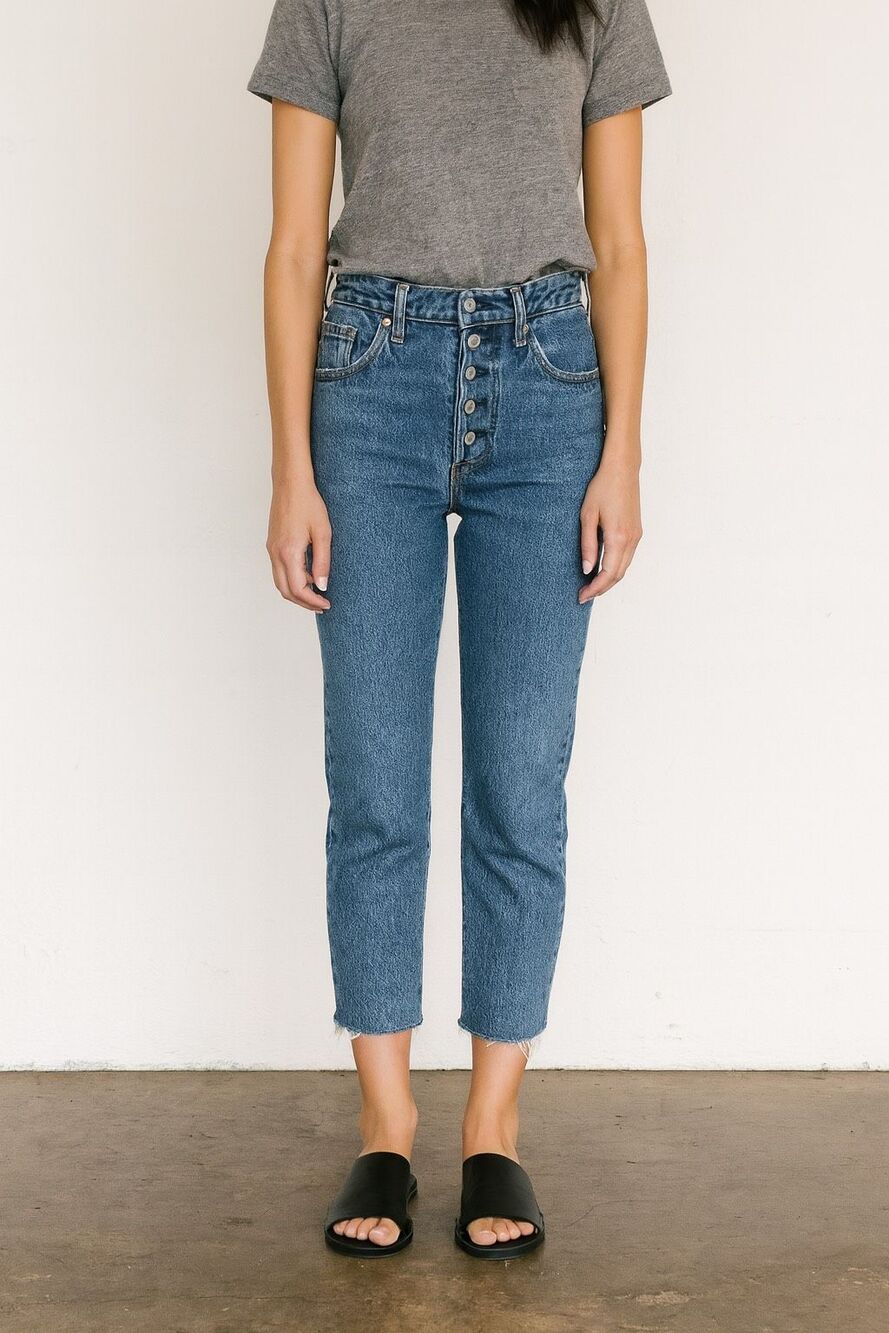 Levi’s medium wash rib age straight Jean non ripped raw hem button fly #759
